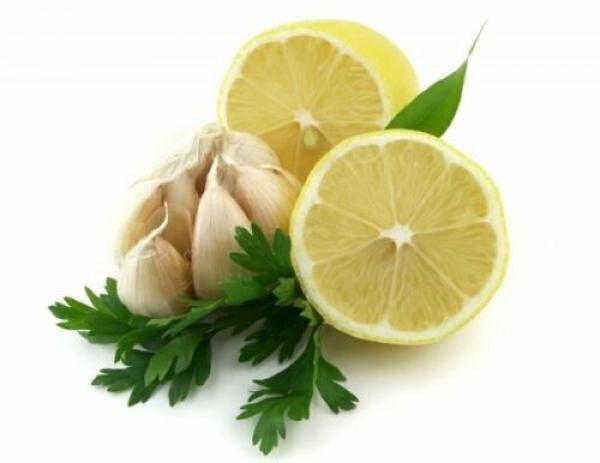 Zitronen-Knoblauch-Kur + Petersilie-und-Ingwer-Sarimsak-Limon-Maydonoz-kürü